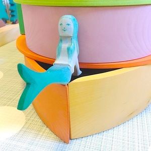 Meet your Posher, Mindy